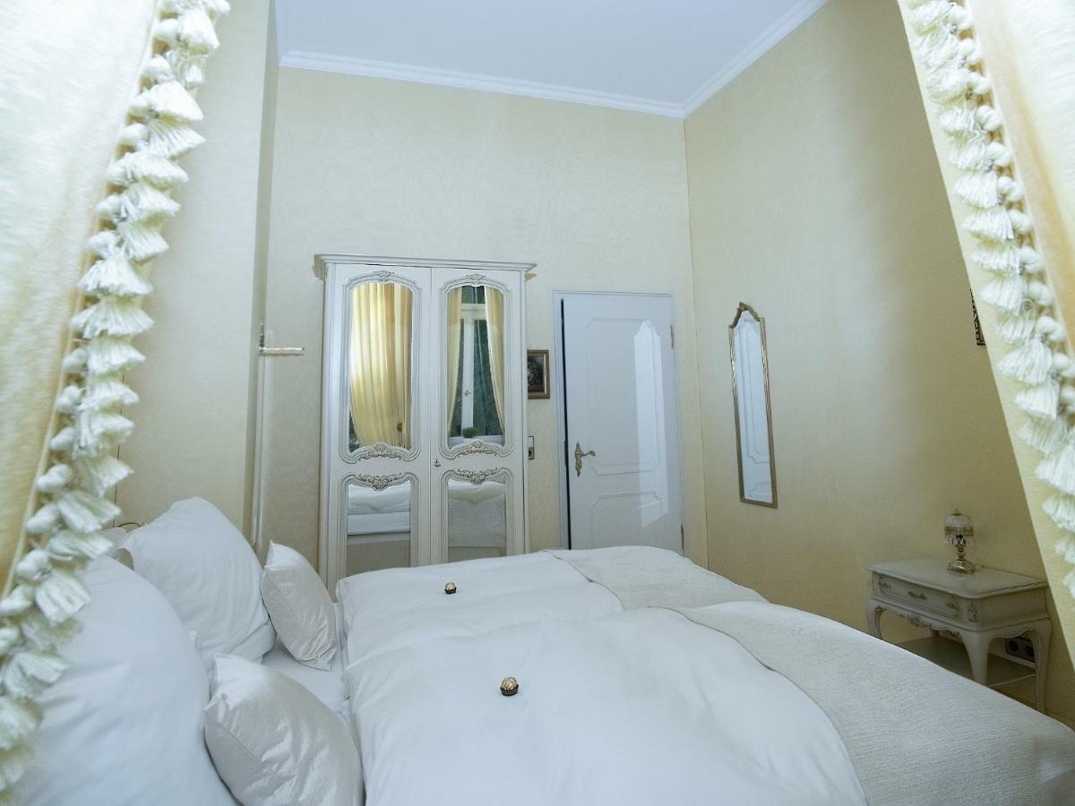 Royal Apartment City Center Baden-Baden Bagian luar foto