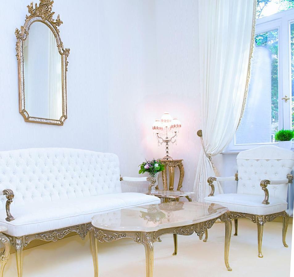 Royal Apartment City Center Baden-Baden Bagian luar foto